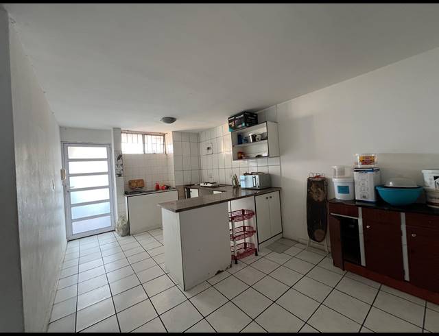 2 BEDROOM APARTMENT FOR SALE IN SOUTH BEACH